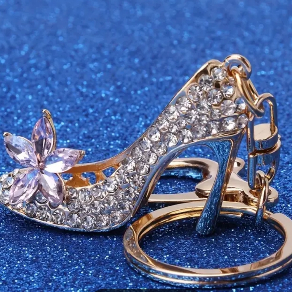 NWOT Cute shoe gold tone rinestone bag charm/keychain